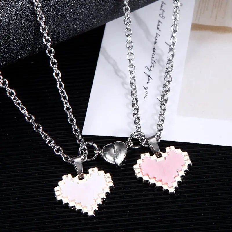A Couple'S Necklace Valentine'S Day Creative Magnetic Heart-Shaped