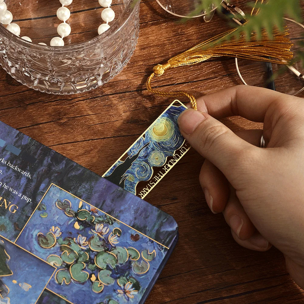 1pc Hollow Literary Flower Metal Bookmark Exquisite Painting Sunflower