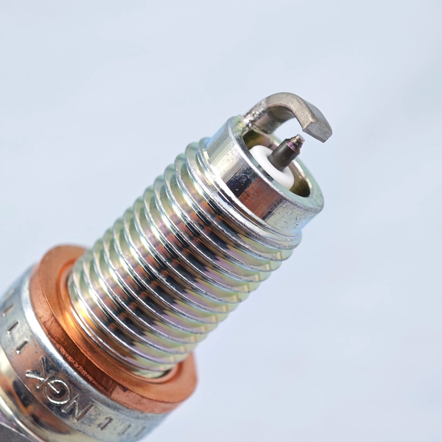 4pcs 04E905602 NGK Laser Iridium Spark Plug PKER7A8EGS 95463 Suitable