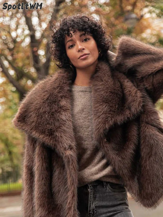 Retro Collar Long Sleeved Buttons Women's Faux Fur Coats Winter Thick