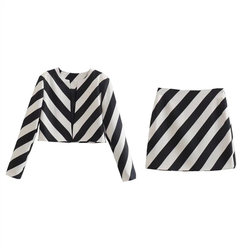 Woman Fashion Black White Zebra Striped 2 Pcs Sets 2022 Spring Chic