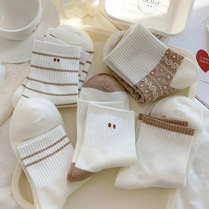 5 Pairs Cute Smiling Print Socks, Comfy & Soft Crew Sports Socks,