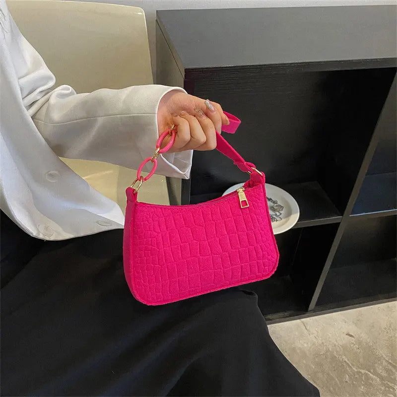 New Felt Bag Textured Crocodile Niche Underarm Bag Fashion Chain Tote