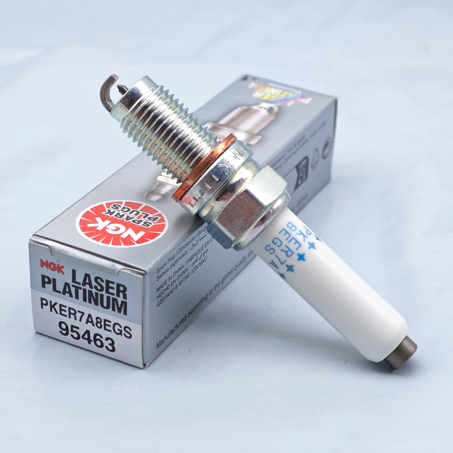 4pcs 04E905602 NGK Laser Iridium Spark Plug PKER7A8EGS 95463 Suitable