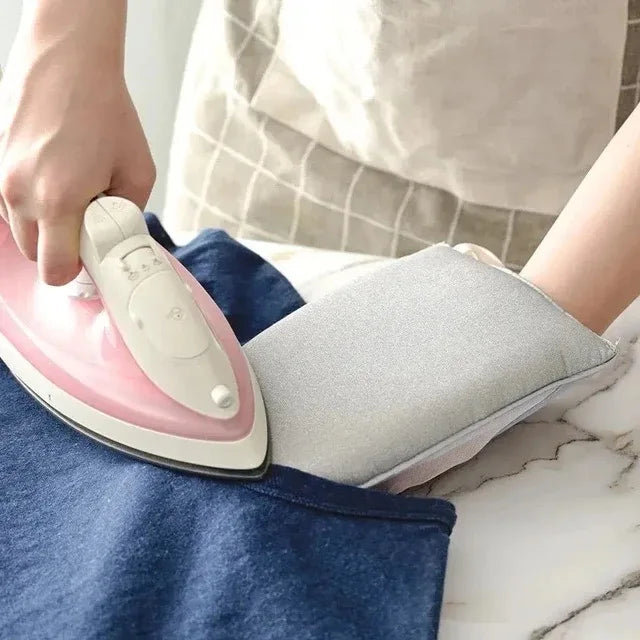 A Heat-resistant Stain-resistant Clothing Shop Can Wash the Ironing