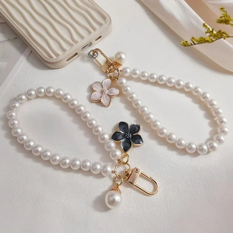 2024 Pearl Keychain Luxury Women Jewelry Shiny Pearl Bead Shell Phone