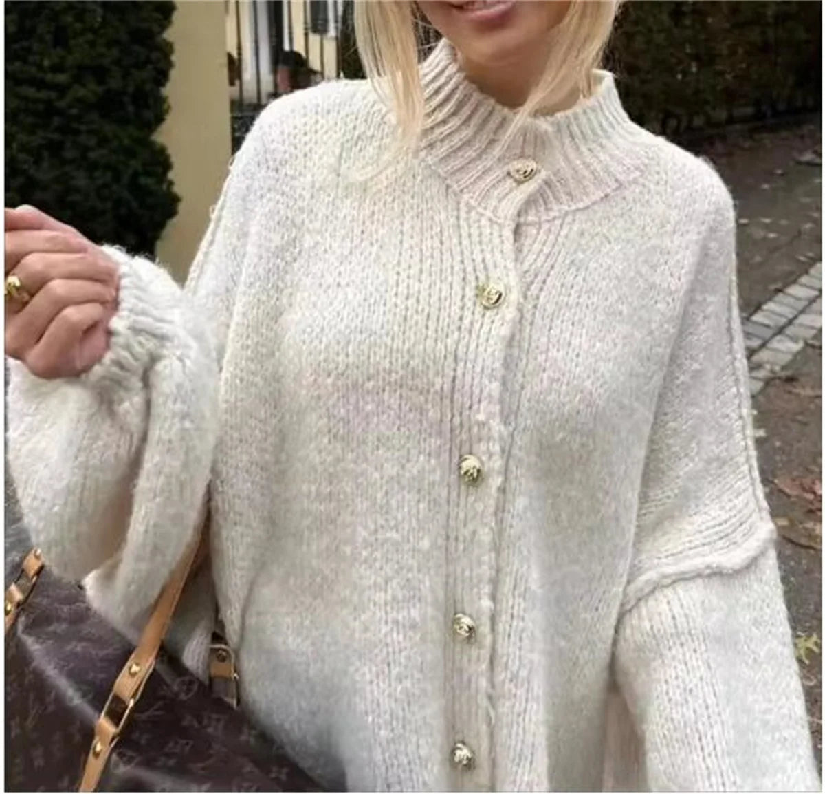 French Fashion Loose Sweater For Women O-neck Metal Button Cardigan