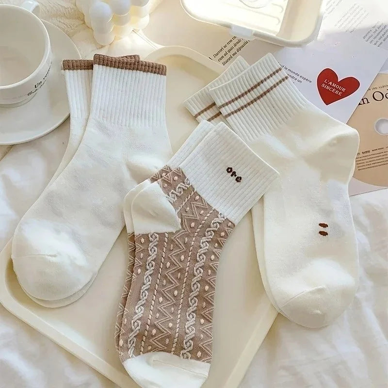 5 Pairs Cute Smiling Print Socks, Comfy & Soft Crew Sports Socks,