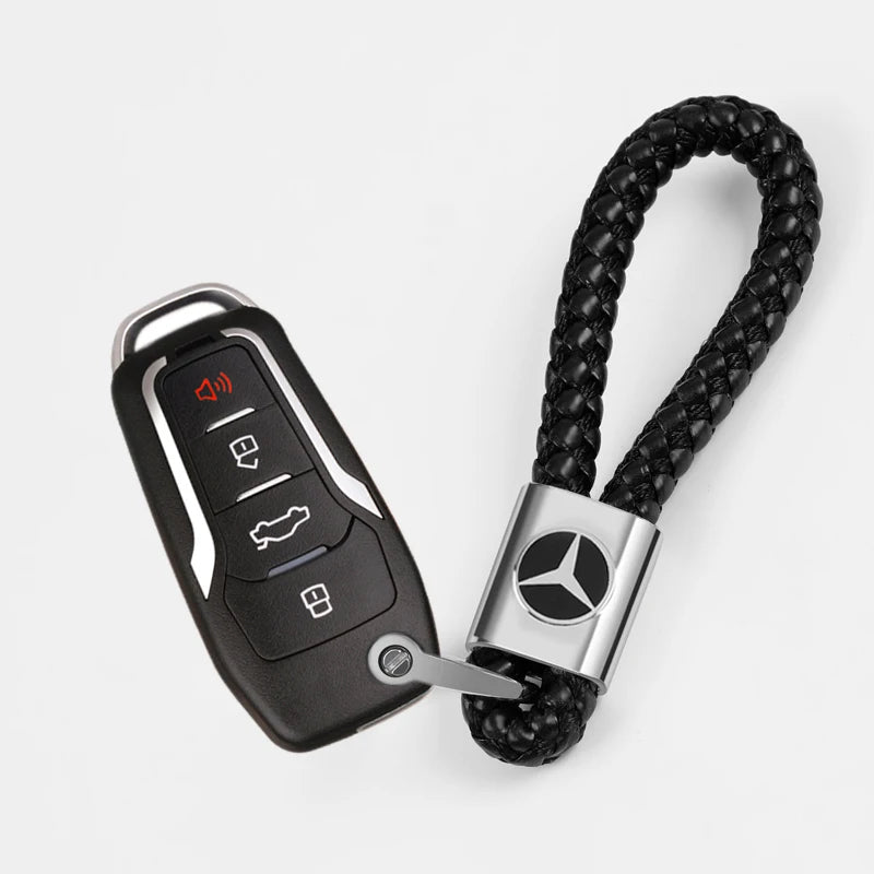 Leather Rope Car Keychain Hand Braided Horseshoe Buckle Keychain for