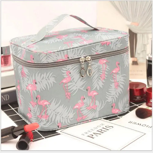 Waterproof Portable Women Makeup Bag High Capacity Toiletries
