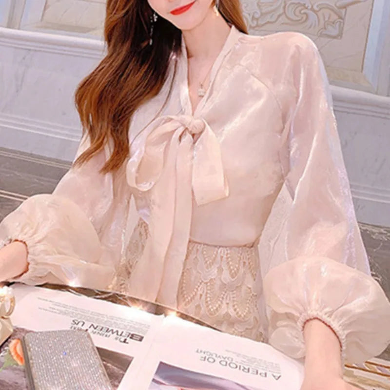 Spring and Autumn Women's V-neck Shirt Lace 2023 New Fashion Western