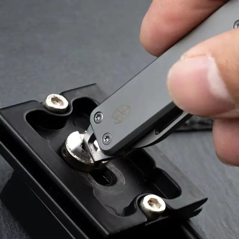 Folding Sharp Outdoor Multi Functional Stainless Steel Mini Home Knife