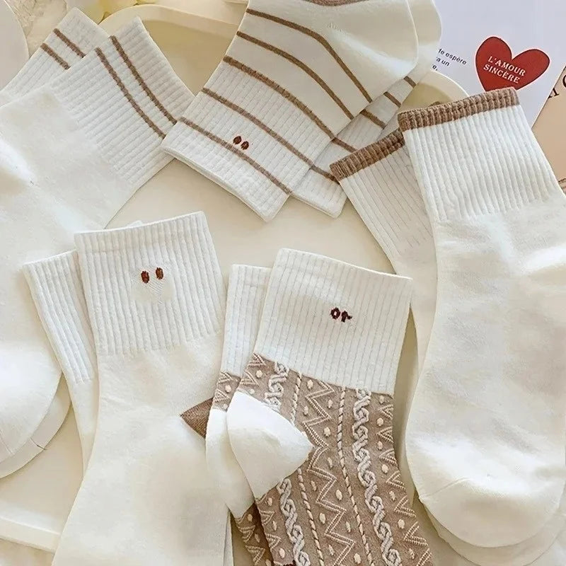 5 Pairs Cute Smiling Print Socks, Comfy & Soft Crew Sports Socks,