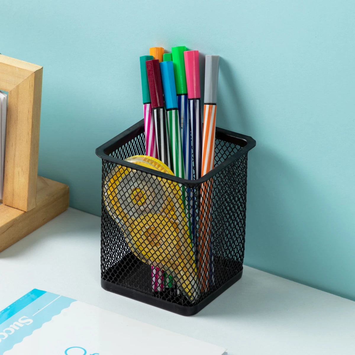 MOTARRO 1Pcs Pencil Holder Office Desk Metal Mesh Square Round Pen Pot