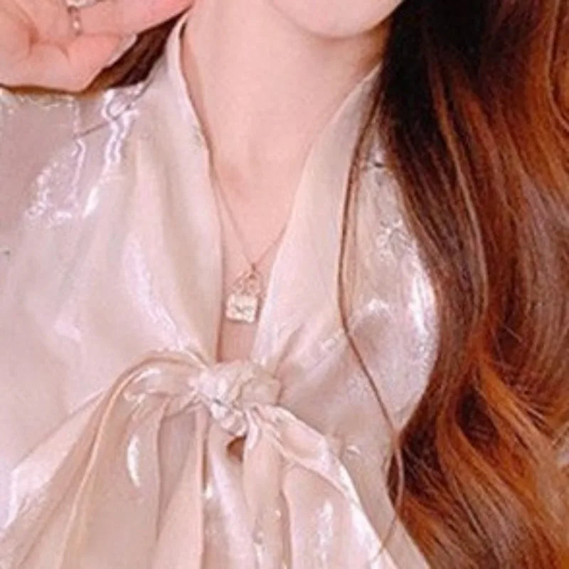 Spring and Autumn Women's V-neck Shirt Lace 2023 New Fashion Western