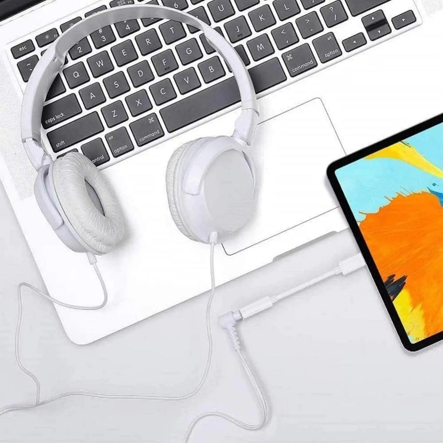 Lighting connector audio adapters and IOS adapter to 3.5mm jack AUX