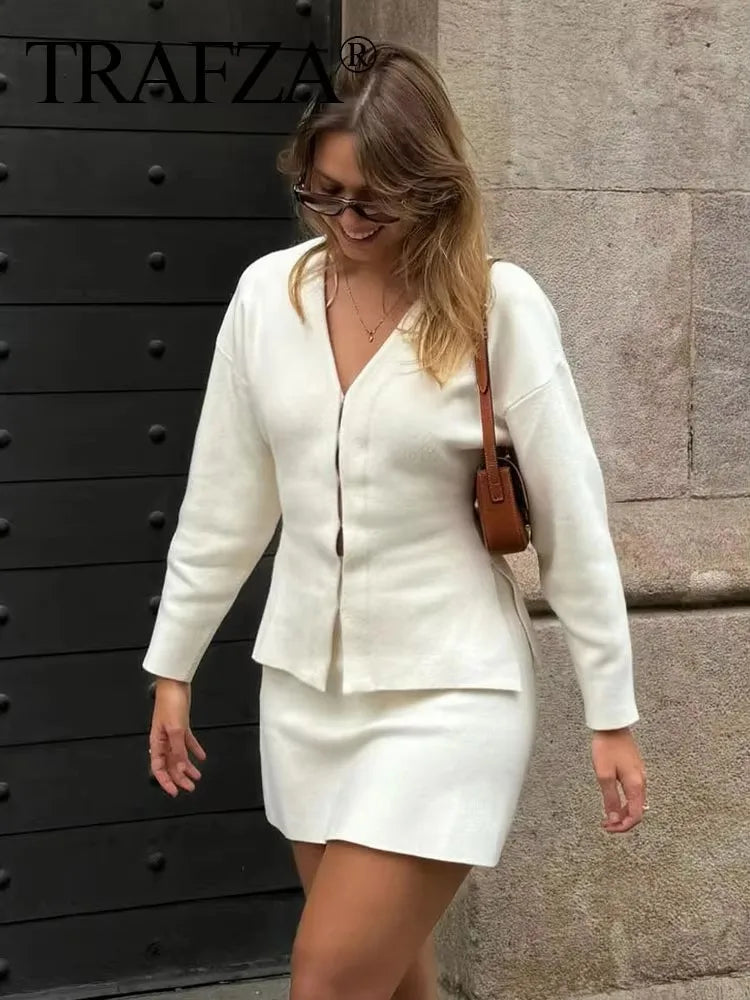 TRAFZA Women Elegant Knitted Coats Fashion Burgundy Red V-neck Slim