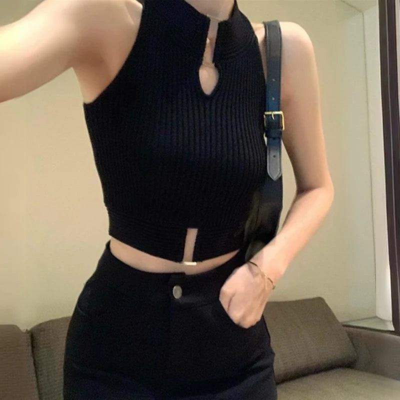 2024 Women's Summer Sleeveless New Outside Wearing Hollow Slim Bottom