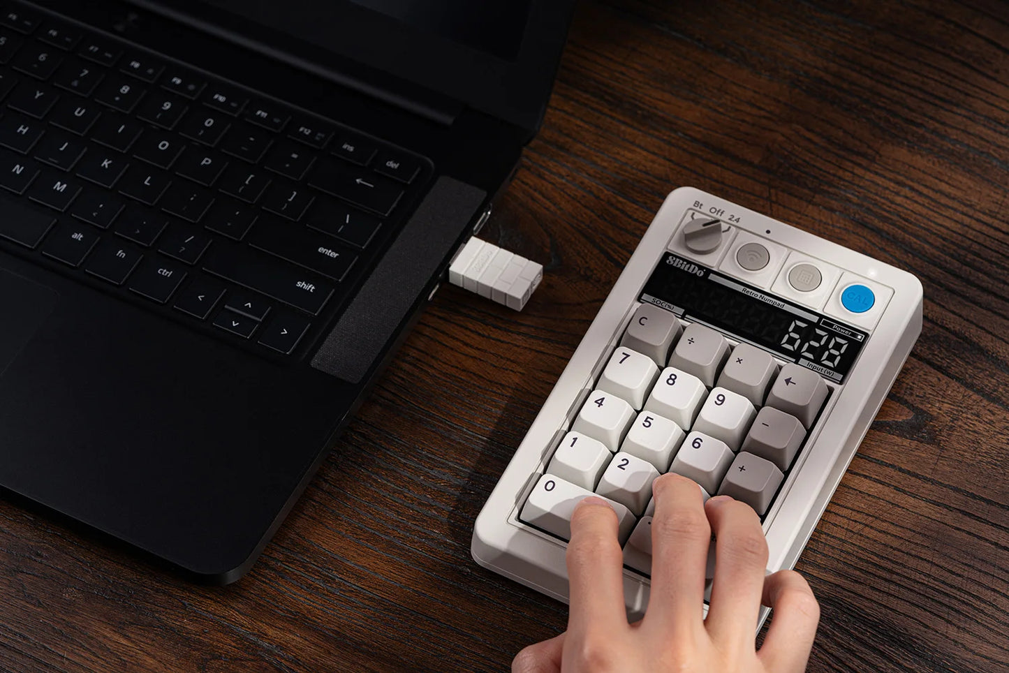 8BitDo Retro 18 Mechanical Numpad,Calculator Mode 18 Keys