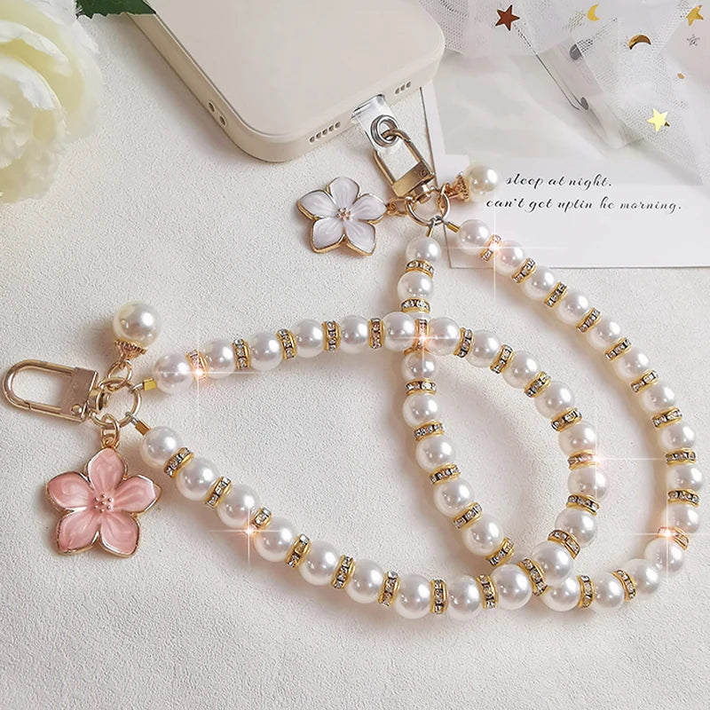 2024 Pearl Keychain Luxury Women Jewelry Shiny Pearl Bead Shell Phone