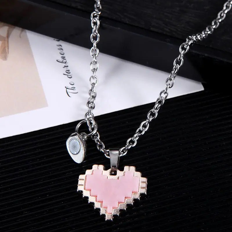A Couple'S Necklace Valentine'S Day Creative Magnetic Heart-Shaped