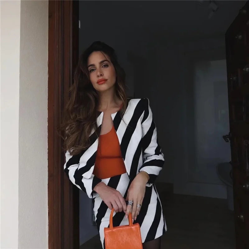 Woman Fashion Black White Zebra Striped 2 Pcs Sets 2022 Spring Chic