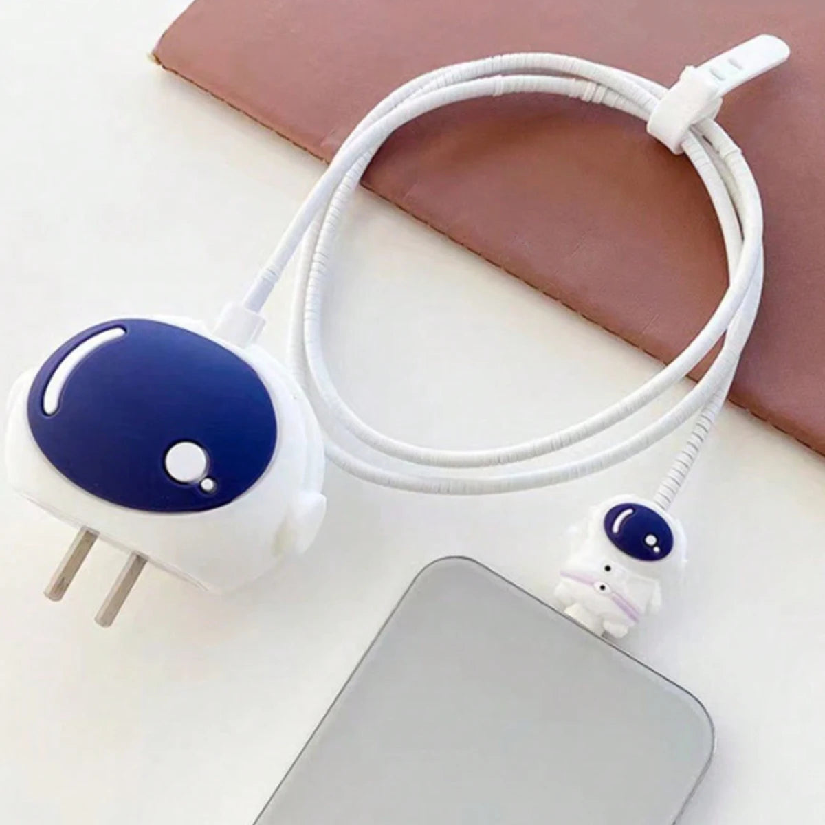 4pcs Cute Charging Data Cable Protector For iPhone 18/20w Charger